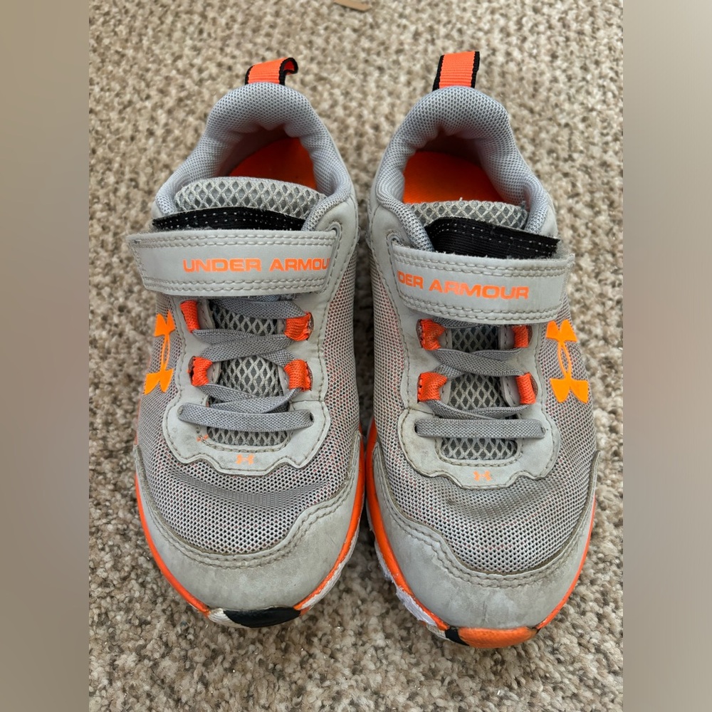 Boys Under Armour shoes
